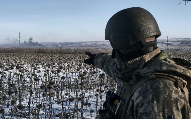 Навіть рельєф місцевості біля Бахмута допомагає захищати місто Силам оборони України.